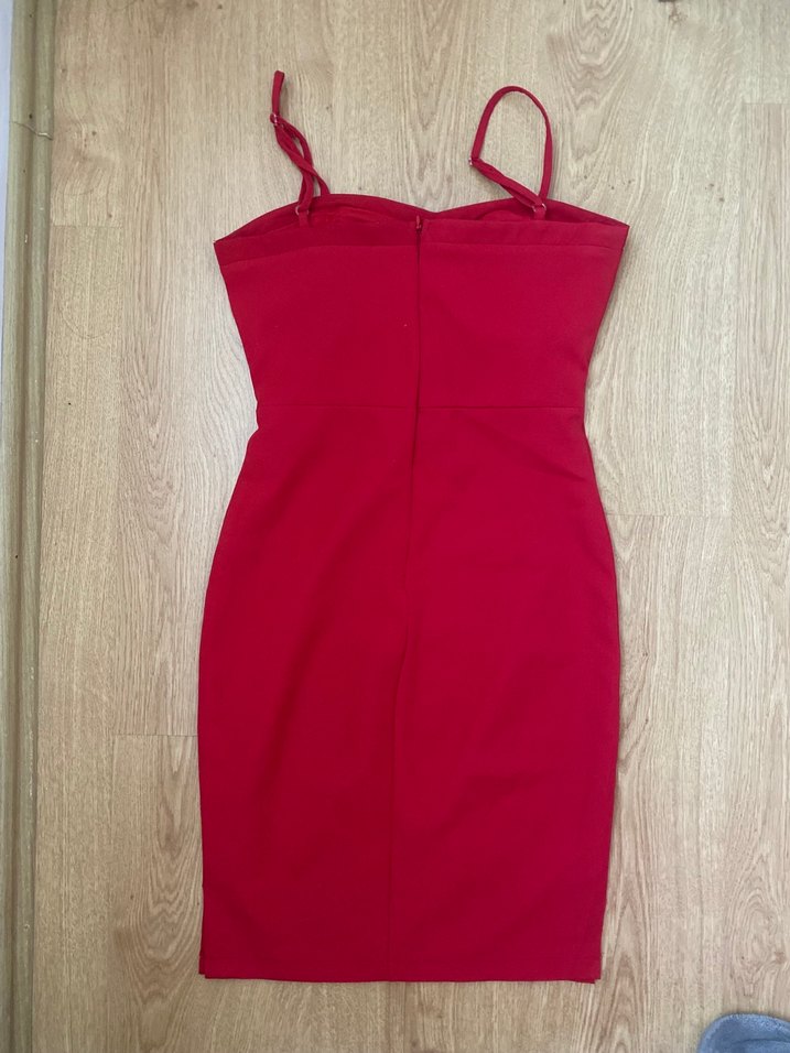 Kırmızı İnce Askılı Elbise - Görsel 3