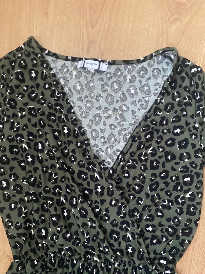 Kısa kollu tulum - Görsel 2