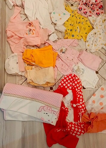 Kız bebek kıyafeti 0.3 ve 3.6 ay