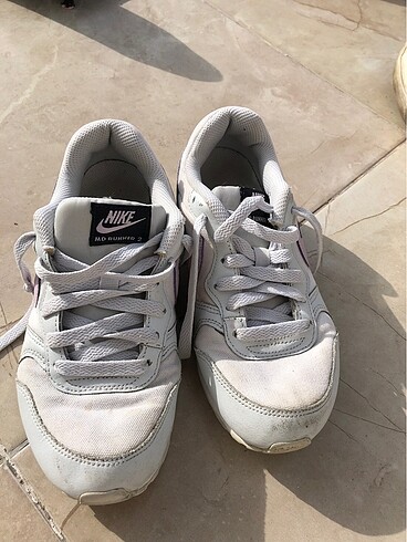 Nike ayakkabı