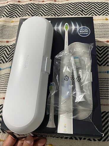 Beden Philips sonicare 5100 şarjlı diş fırçası