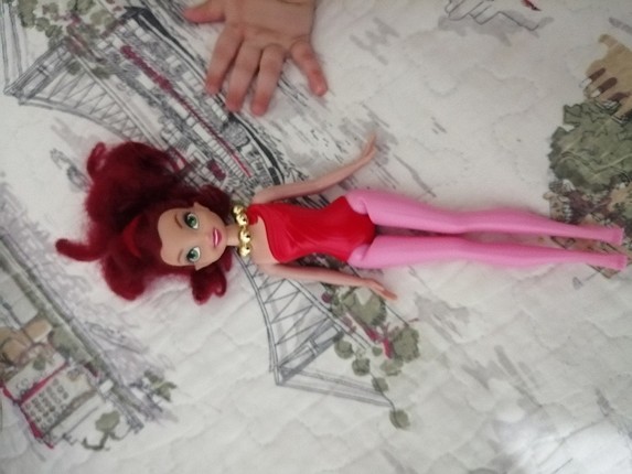 barbie bebek