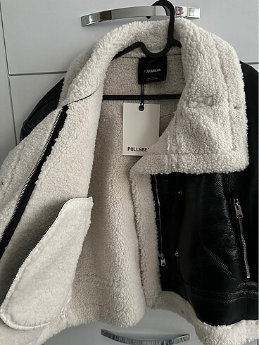 l Beden Pull&Bear deri mont
