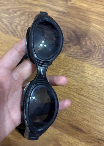 Decathlon Kemerli Siyah Yüzücü Gözlüğü