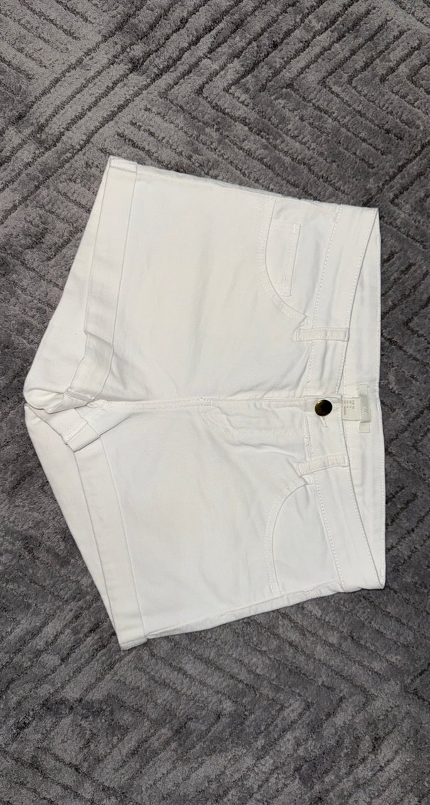 H&M Beyaz Mini Kadın Şort - Görsel 3