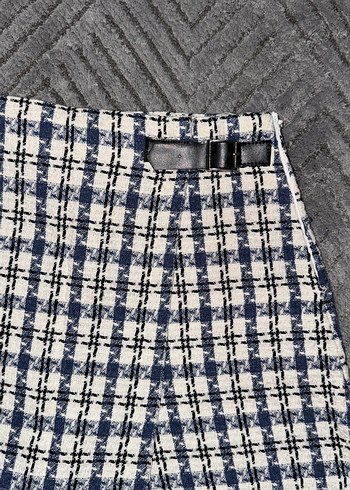 Ekose Desenli Kemer Detaylı Mini Şort Etek - Görsel 2