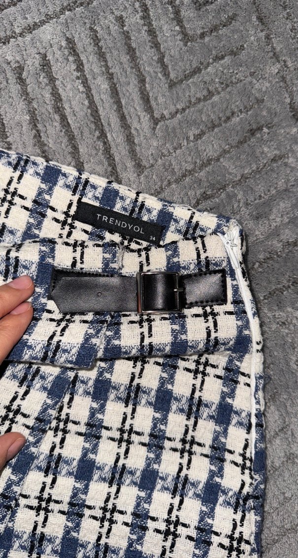 Ekose Desenli Kemer Detaylı Mini Şort Etek - Görsel 3