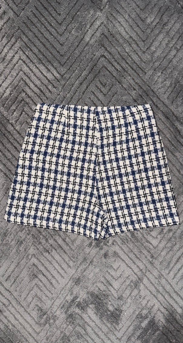 Ekose Desenli Kemer Detaylı Mini Şort Etek - Görsel 4