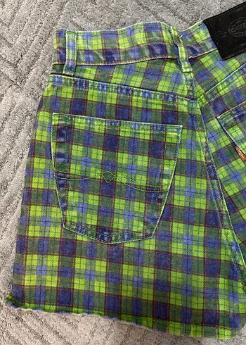 Ekose Desenli Mini Kot Şort - Görsel 5