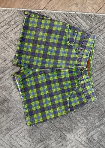 Ekose Desenli Mini Kot Şort - Görsel 2