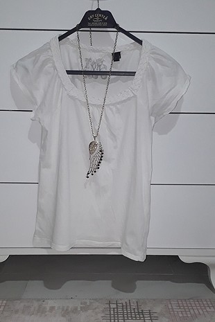 Mango Yakası Örgü Detaylı Beyaz Tshirt 