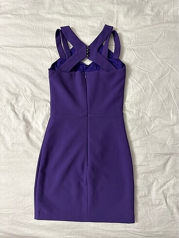 Trendyolmilla Kısa Abiye - Görsel 3