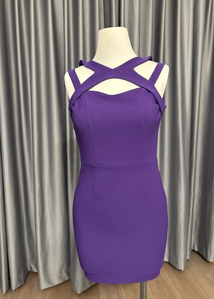 Trendyolmilla Kısa Abiye - Görsel 5