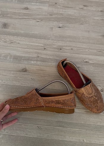 Kemal Tanca Kahverengi Nakışlı Deri Kadın Dolgu Topuklu Babet