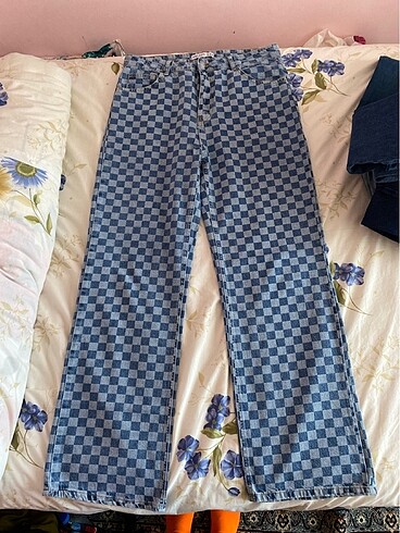 PANTOLON