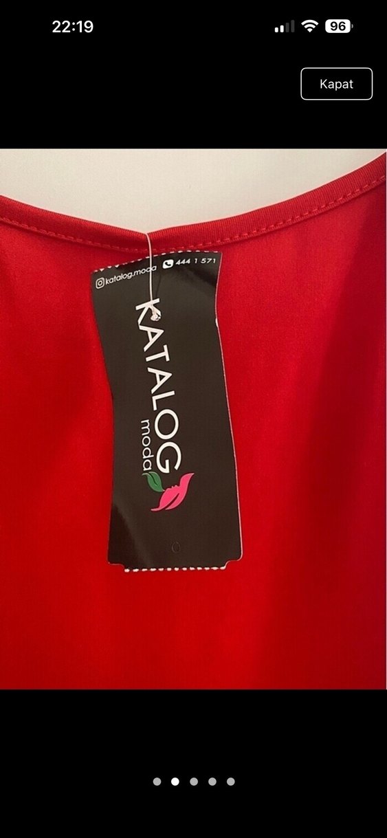 Zincir Detaylı Kırmızı Mini Elbise - Görsel 2