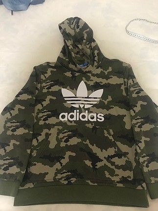 Sweatshirt original Adidas sadece tüketme mevcuttur başka hiçbir