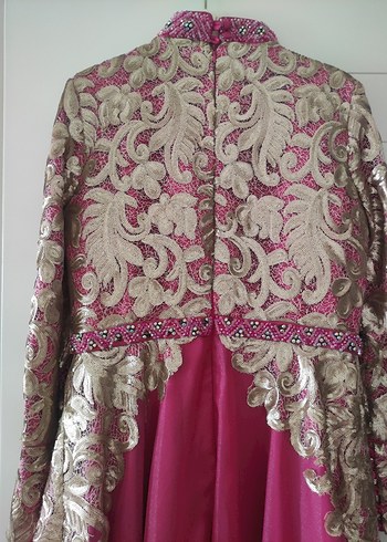 Uzun Kollu Fuşya Desenli Kadın Abiye - Görsel 4