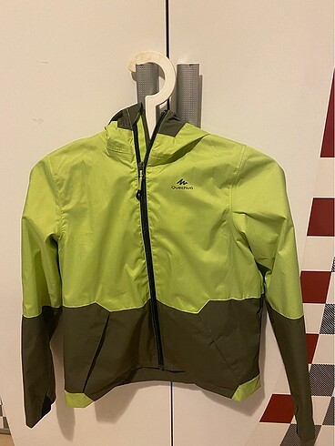 Quechua, Decathlon yağmurluk, rüzgarlık