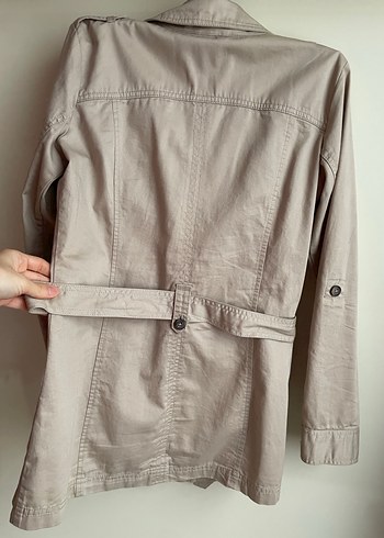Bej Düğmeli Kadın Kısa Trençkot - Görsel 9