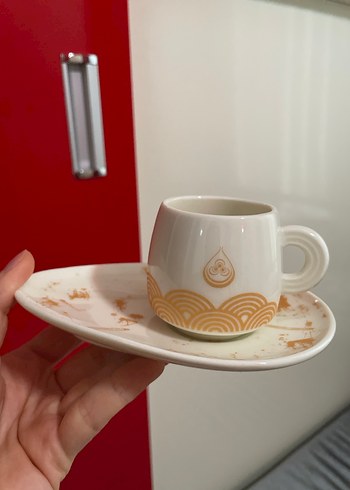 Beyaz Kahve Fincanı ve Tabak - Görsel 2