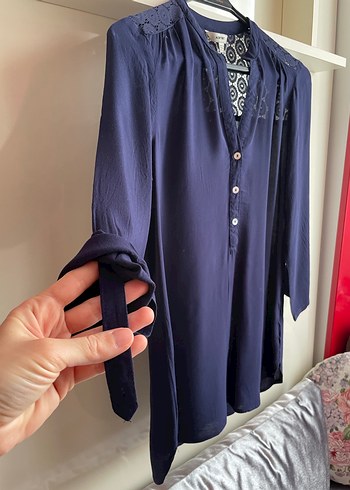 Koton Lacivert Viskon Bluz - Görsel 4