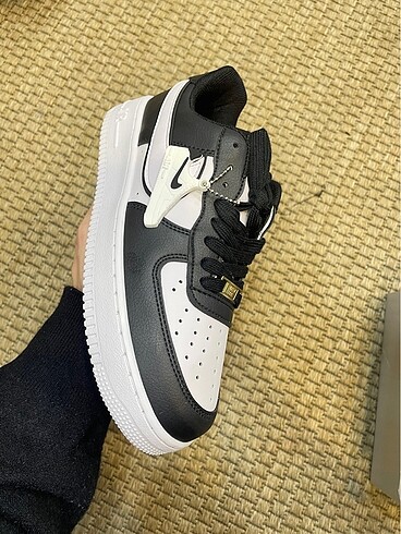 42 Beden Air Force 1