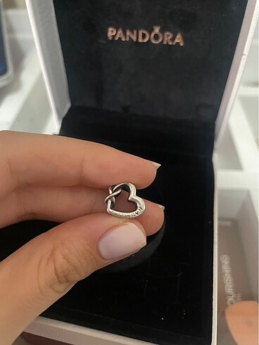 Pandora Pandora charm