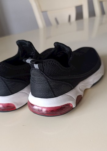 32 Beden çocuk Siyah Spor Ayakkabı Velcro Detaylı