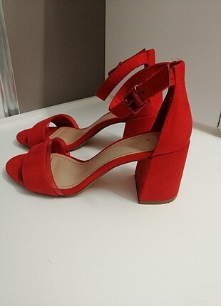 Bershka Kırmızı Topuklu Ayakkabı-Süet
