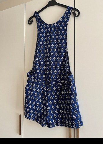 Kadın Mavi Batik Desenli Kolsuz Midi Tulum - Görsel 3