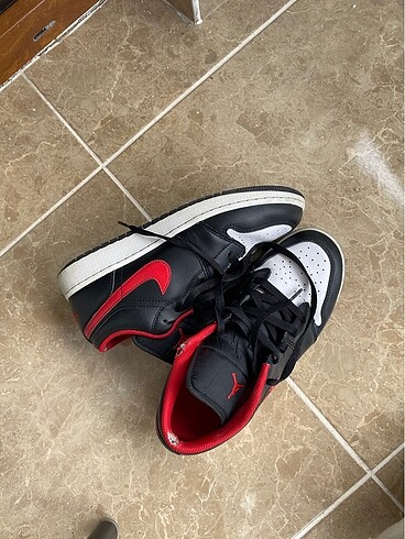 Jordan low