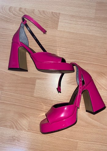 BRATZ Pembe Rugan Topuklu - Görsel 3