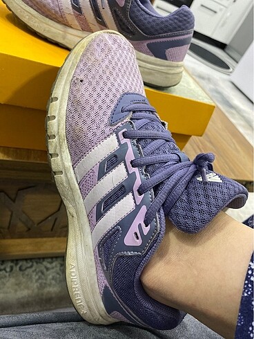 37 Beden mor Renk Adidas orjinal spor ayakkabı