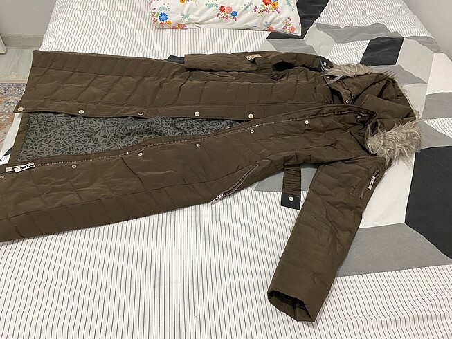36 Beden kahverengi Renk Kayra kaz tüyü mont