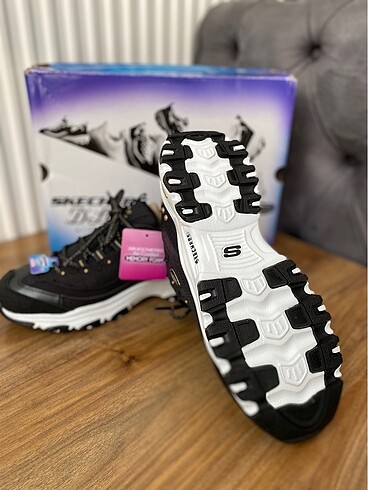 39 Beden Skechers kadın ayakkabı