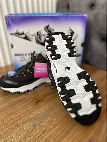 39 Beden siyah Renk Skechers kadın ayakkabı