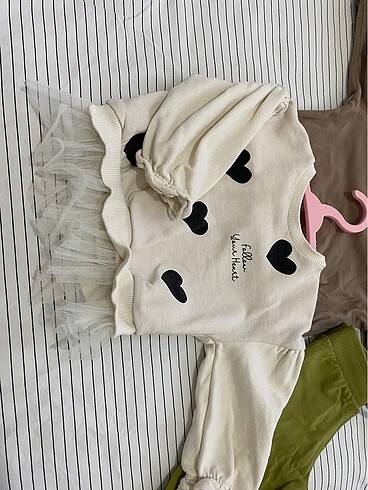 H&M 6-9 ay kız bebek kıyafet