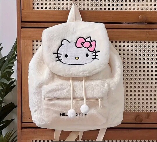  Beden Hello Kitty Peluş Beyaz Sırt Çantası