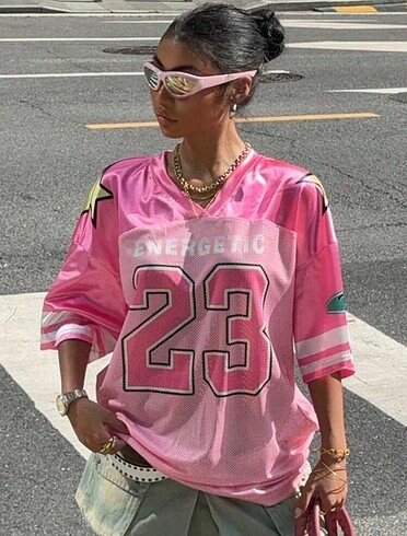 Sheinside Y2k Pembe V Yaka 23 Yazılı Oversize Tshirt.