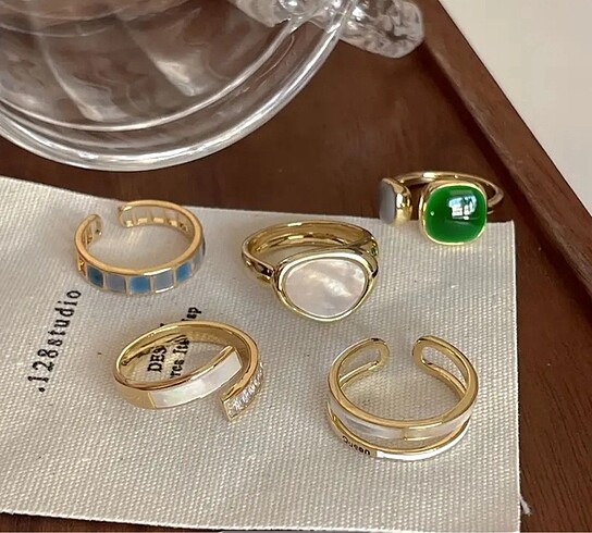 Diğer Kadın Gold Renk Yüzük Seti Tasarım Sedef ve Yeşil Mineli 6 Parça