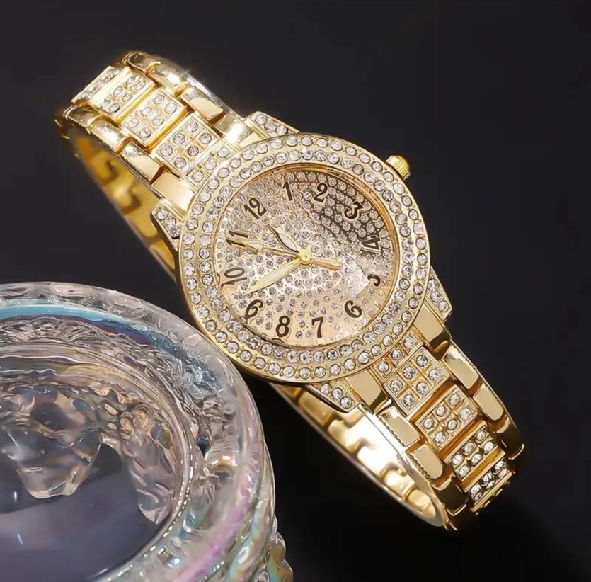 Altın Renkli Kadın Saat ve Takı Seti - Görsel 3