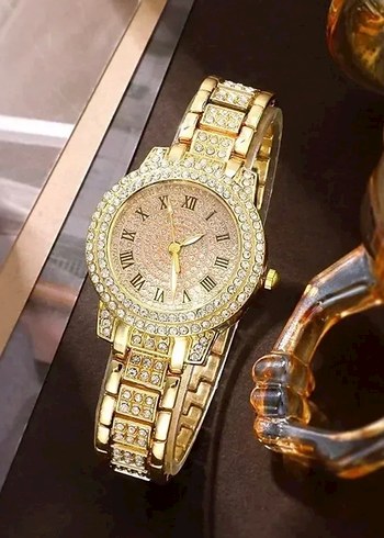 Altın Renkli Kadın Kol Saati ve Takı Seti - Görsel 2