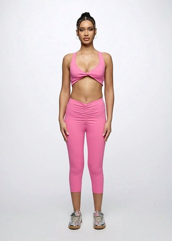 Pembe V Yakalı Kadın Spor Üstü - Görsel 3