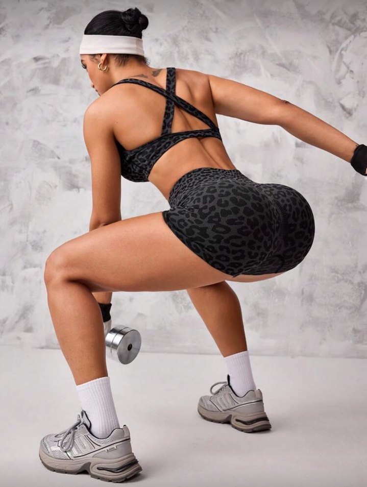 Siyah Yılan Desenli Mini Spor Takım - Görsel 4