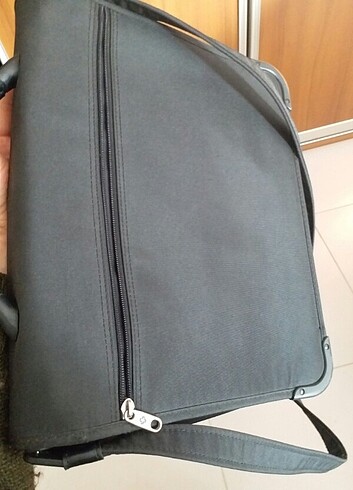  Beden Samsonite notebook laptop çantası