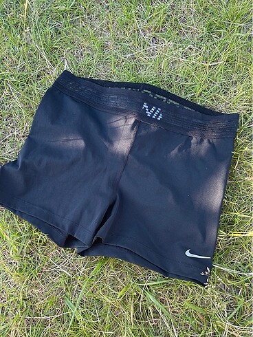 Nike tayt