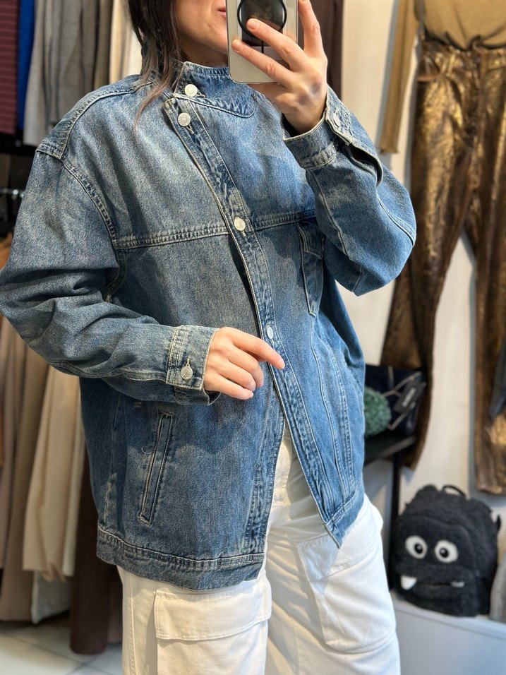 Düğmeli Gri-Mavi Kot Ceket - Görsel 4