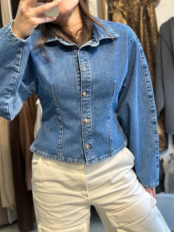 Kadın Açık Mavi Düğmeli Denim Ceket - Görsel 4