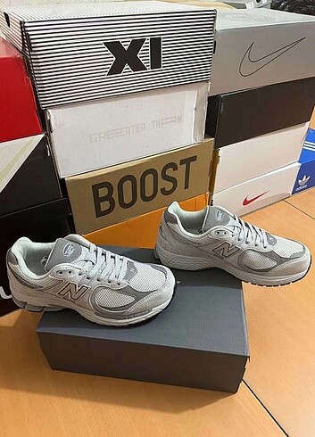 universal Beden gri Renk NEW BALANCE 2002R RUNNING UNISEX SNEAKER IN GREY
